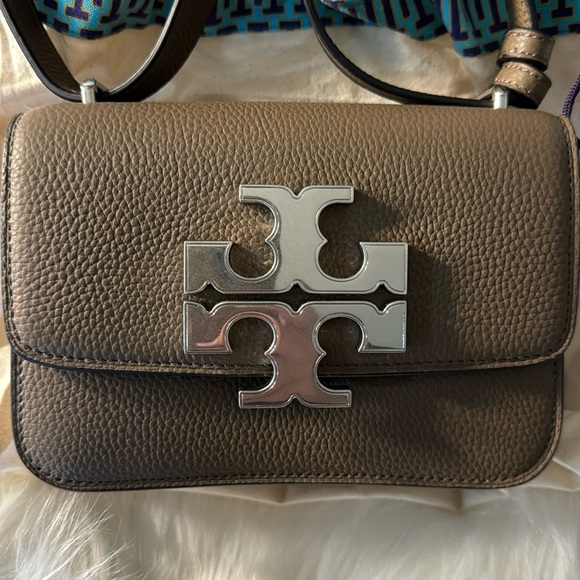 Tory Burch Handbags - Used once Eleanor Pebbled Small Convertible Shoulder Bag